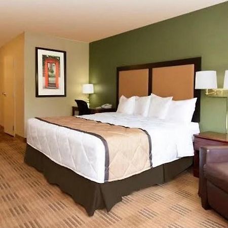 Mainstay Suites Chicago הילסייד מראה חיצוני תמונה
