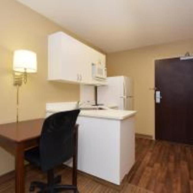 Mainstay Suites Chicago הילסייד מראה חיצוני תמונה