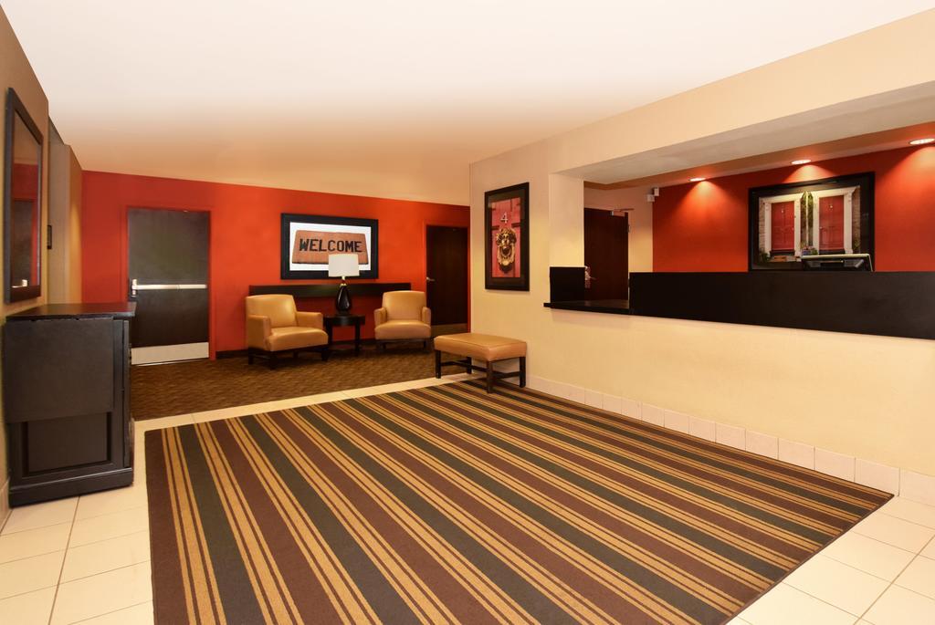 Mainstay Suites Chicago הילסייד מראה חיצוני תמונה