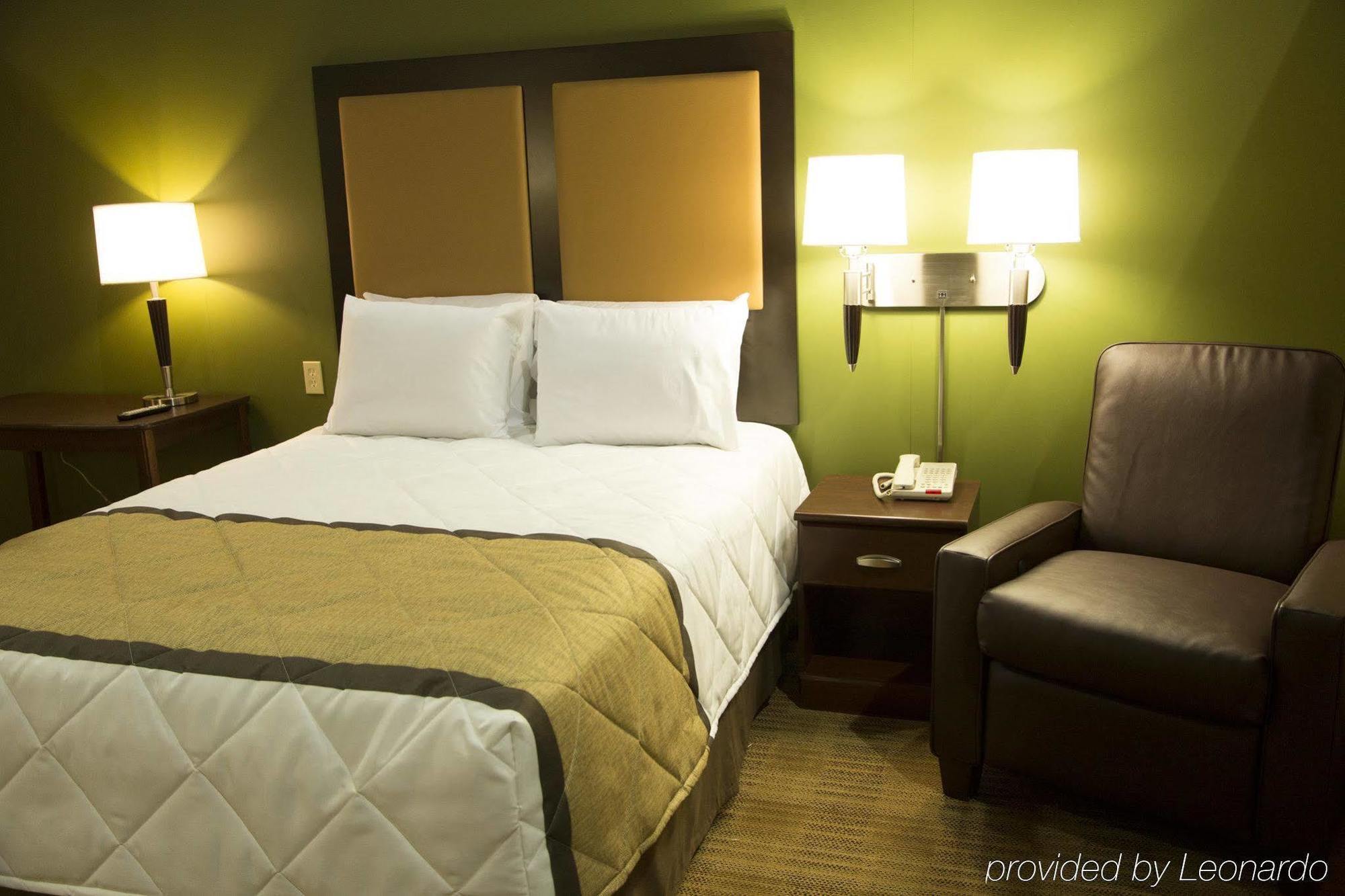Mainstay Suites Chicago הילסייד מראה חיצוני תמונה